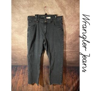 Wrangler Men’s Retro Relaxed Fit Bootcut Jean-Color: Falls City-EUC